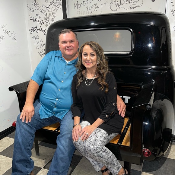 Meet your Posher, Deedee - Picture 3 of 3